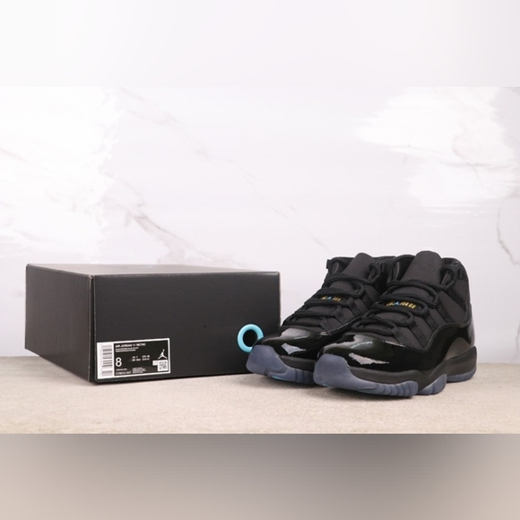 Nike Air Jordan 11 Retro \